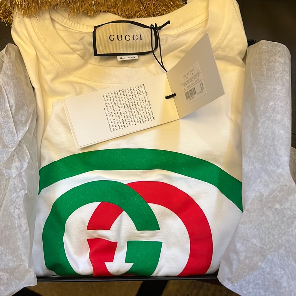 Gucci mens shirt small, with tags in box